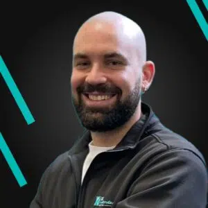 Photo de profil face de Ryann bott kine de sport | IK Paris